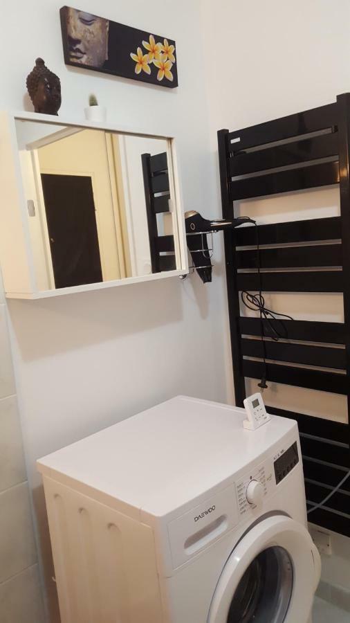 Ferienwohnung Votre Escale - Le Globe Trotteur Niort Exterior foto