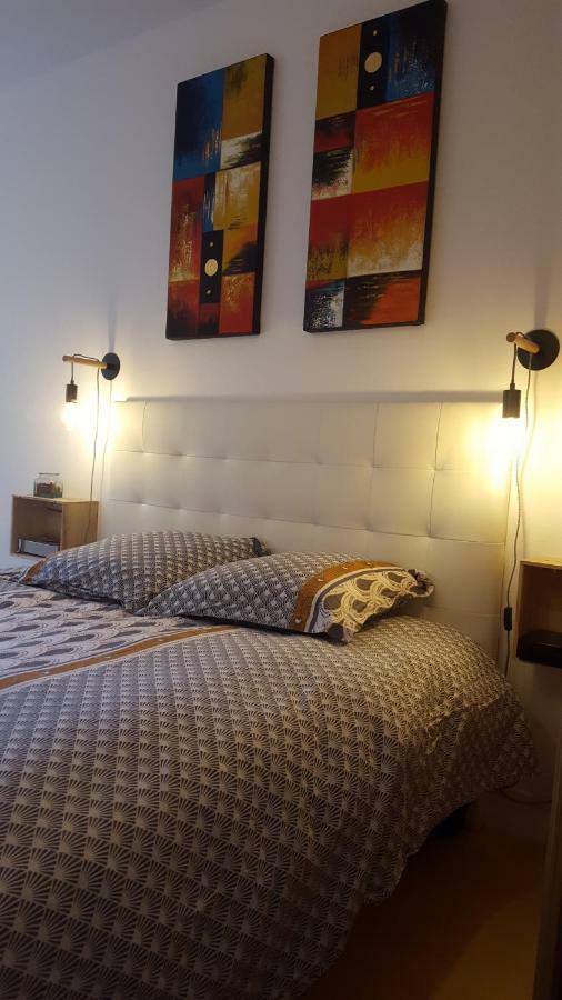 Ferienwohnung Votre Escale - Le Globe Trotteur Niort Exterior foto
