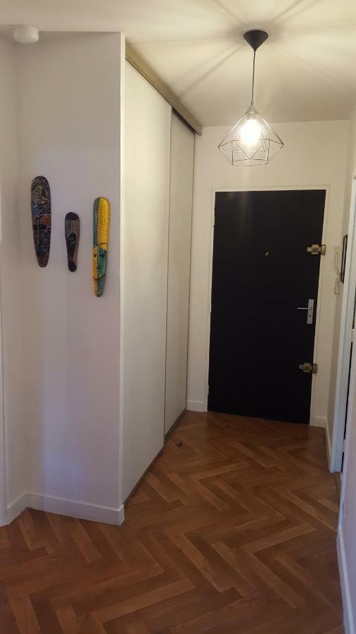 Ferienwohnung Votre Escale - Le Globe Trotteur Niort Exterior foto